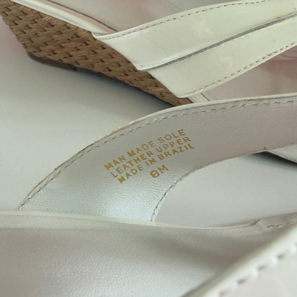 Lilly Pulitzer McKim Wedge Sandals with Gold Detail - Picture 3 of 4